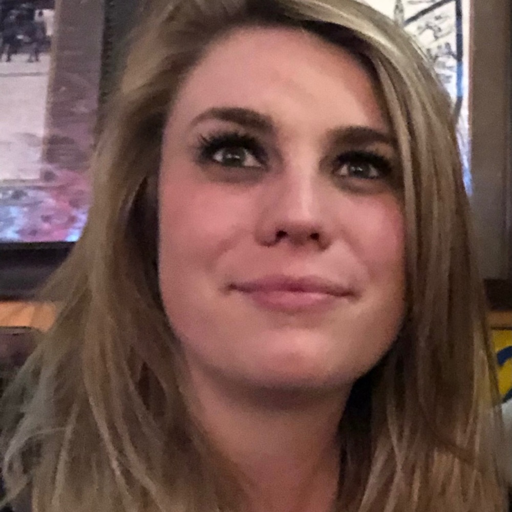 Meet your Posher, Hannah